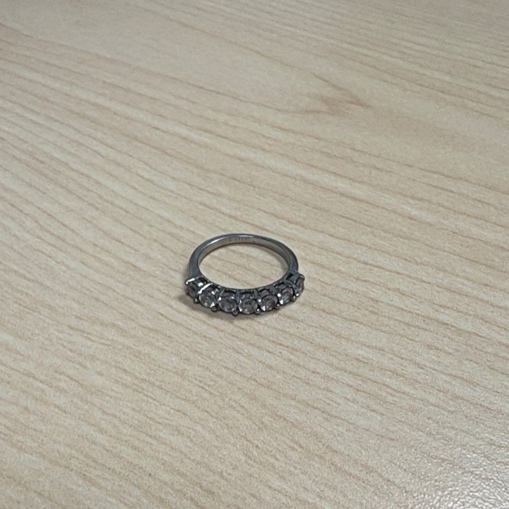 Intricate Silver Floral Ring with Vintage Finish